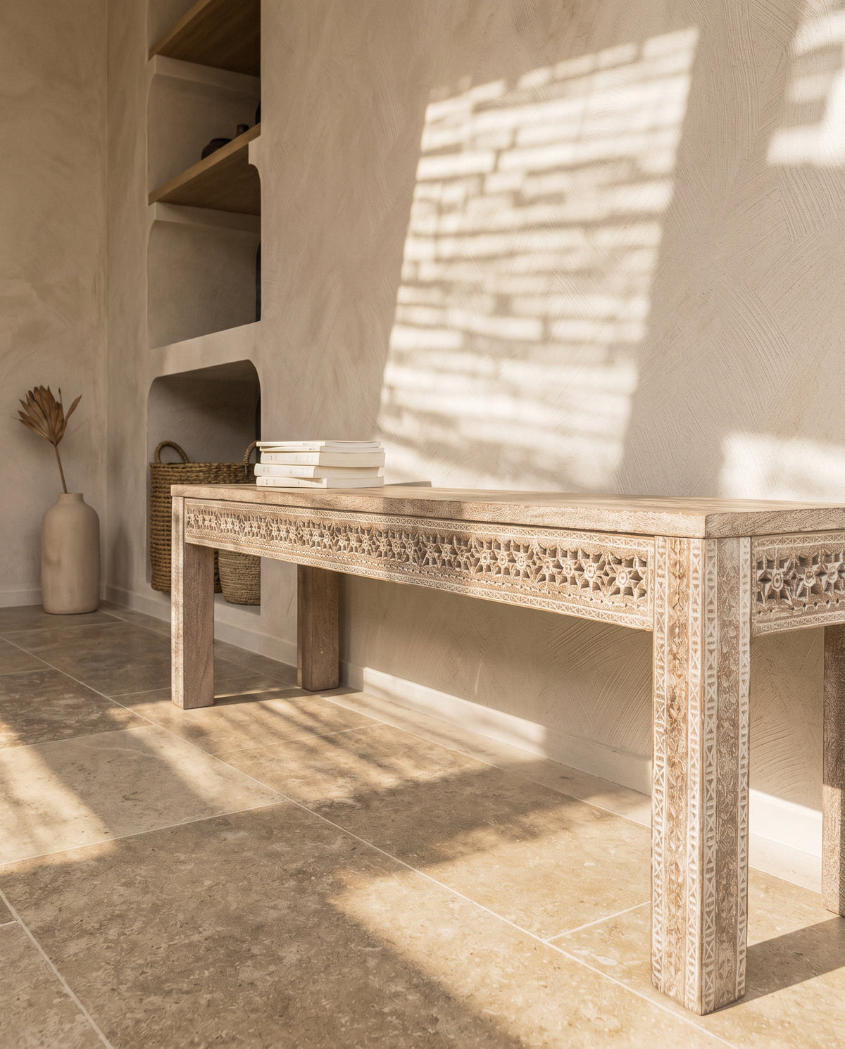 Eraya Bench