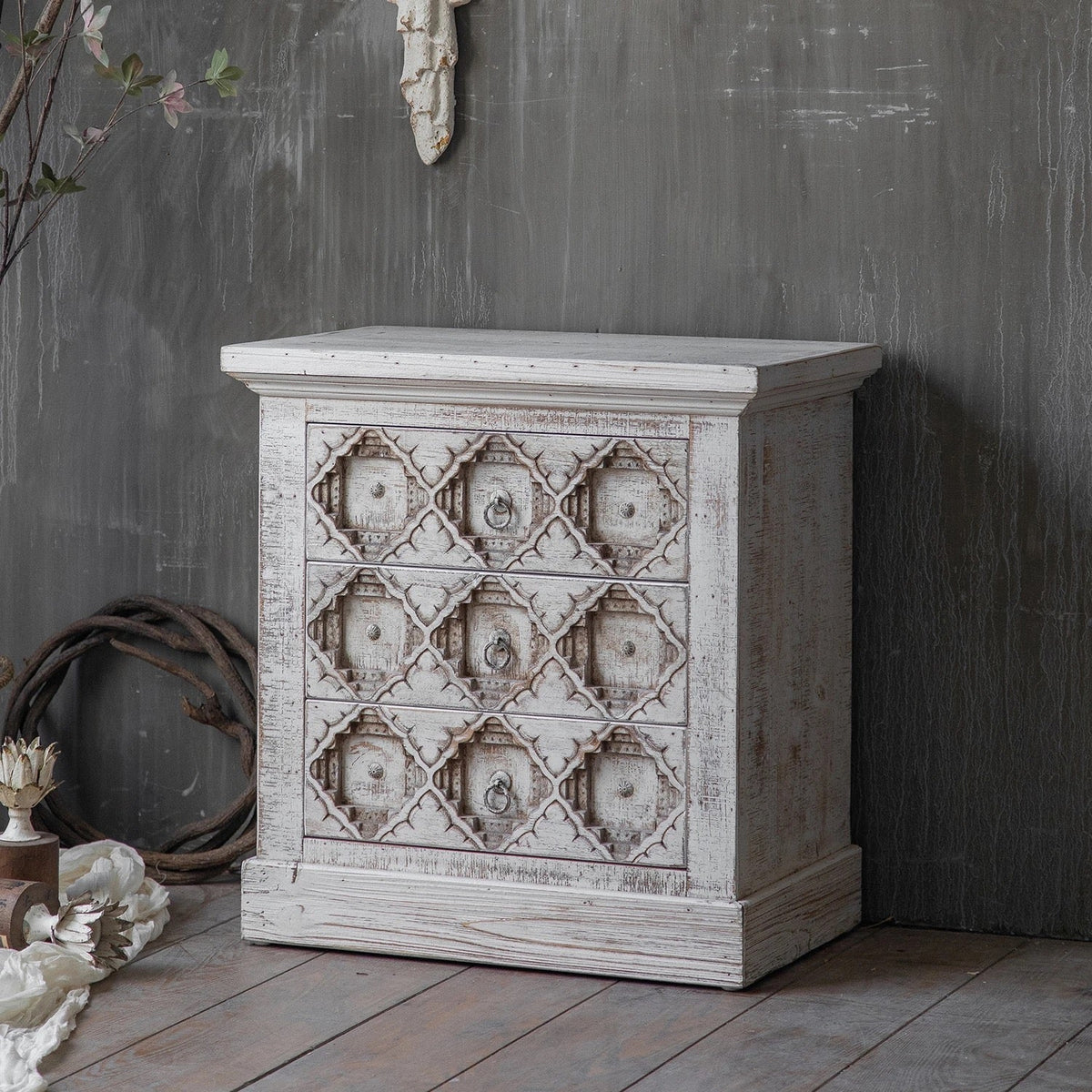 Naksh Bedside Table