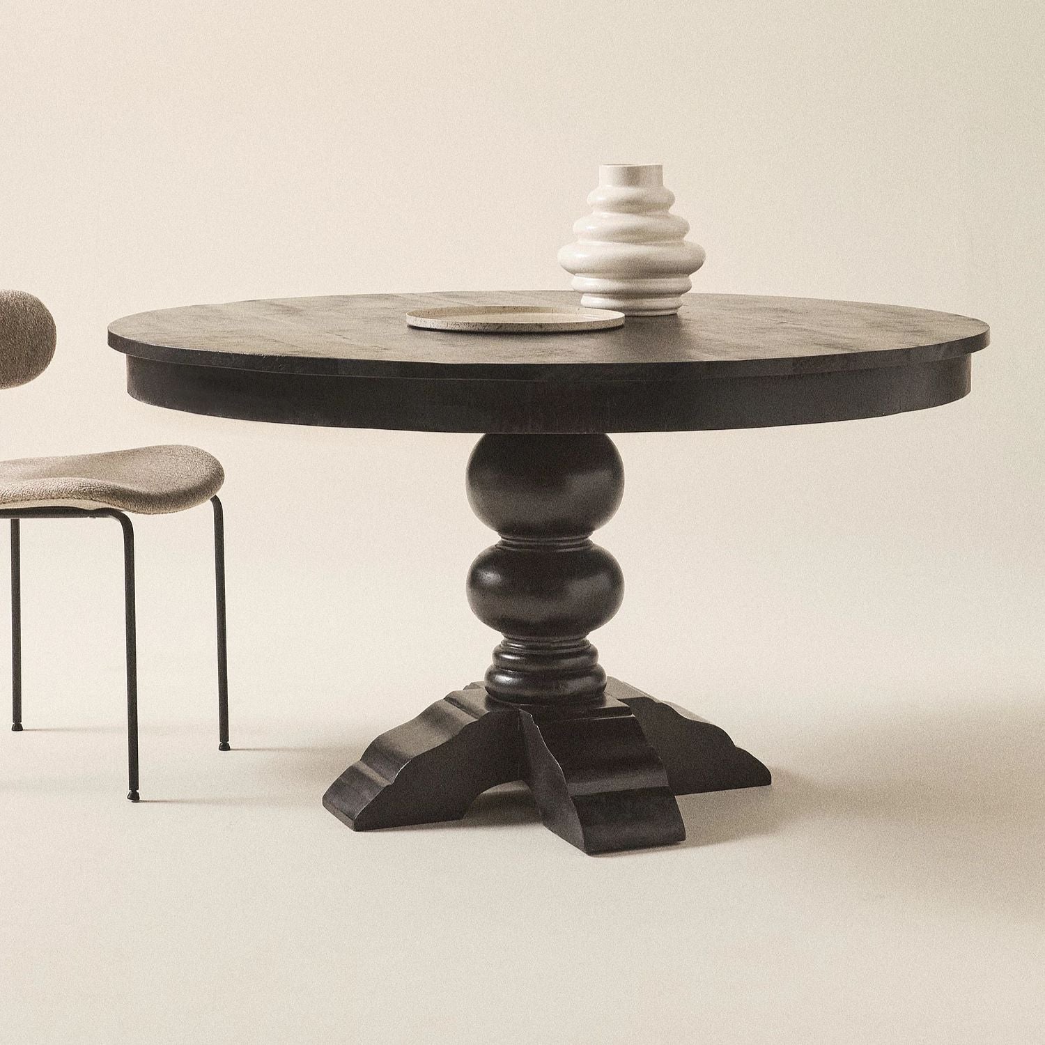 Ashbourne Dining Table
