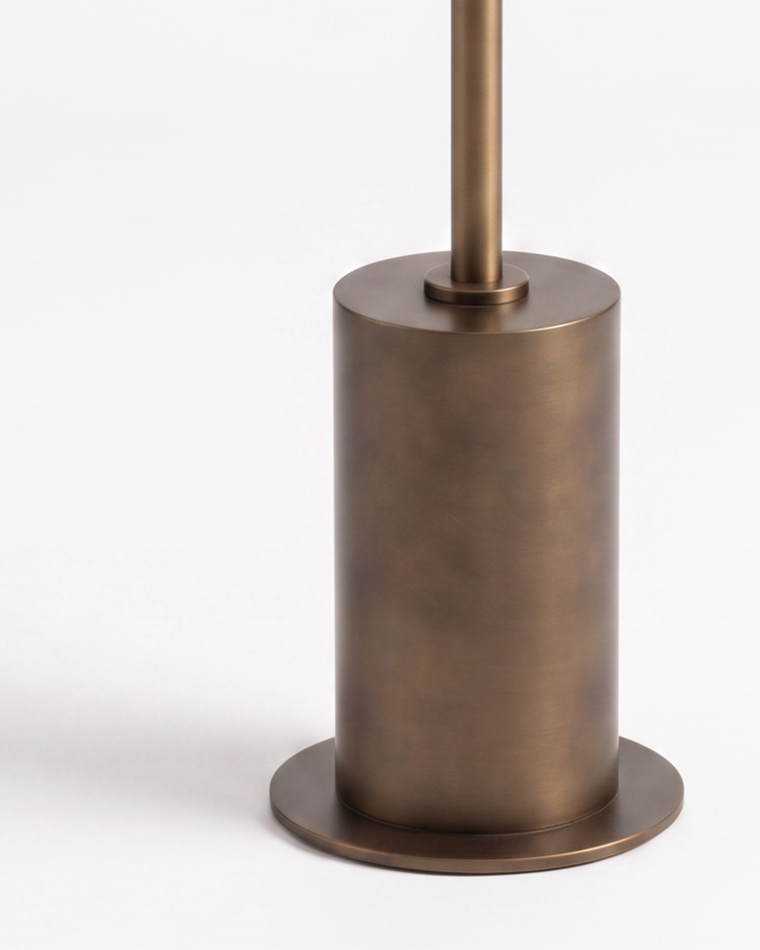 Tinsley End Table Base Detailed View