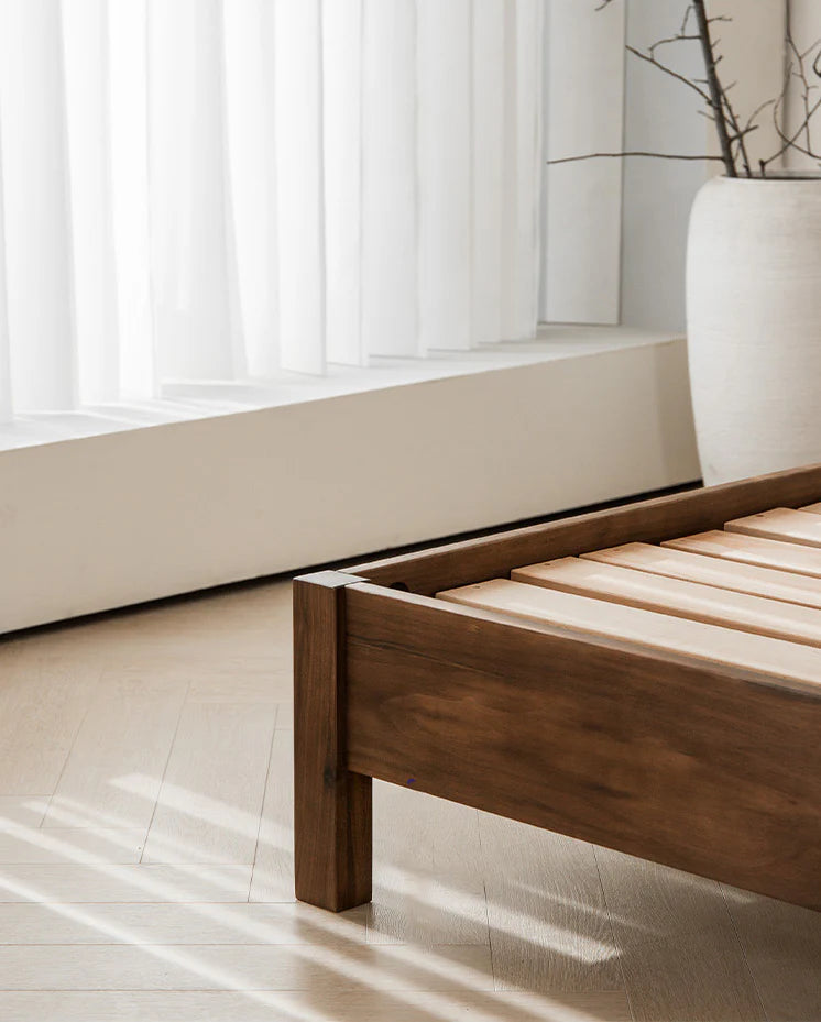 Zuri Bed