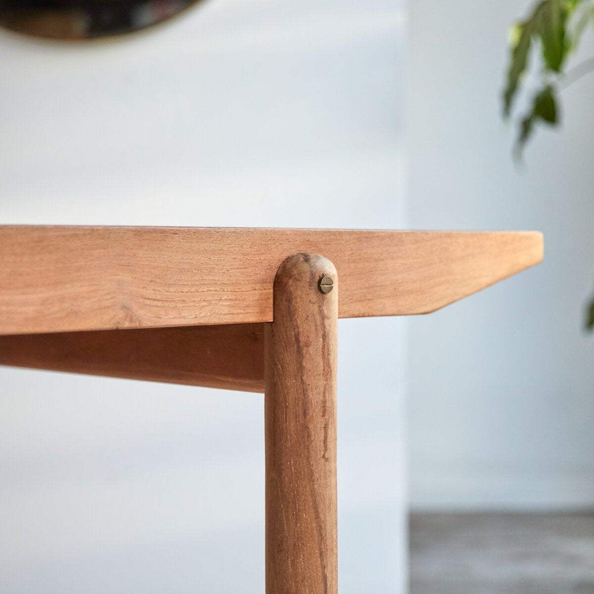 Hutton Dining Table - Ramgarh Crafts