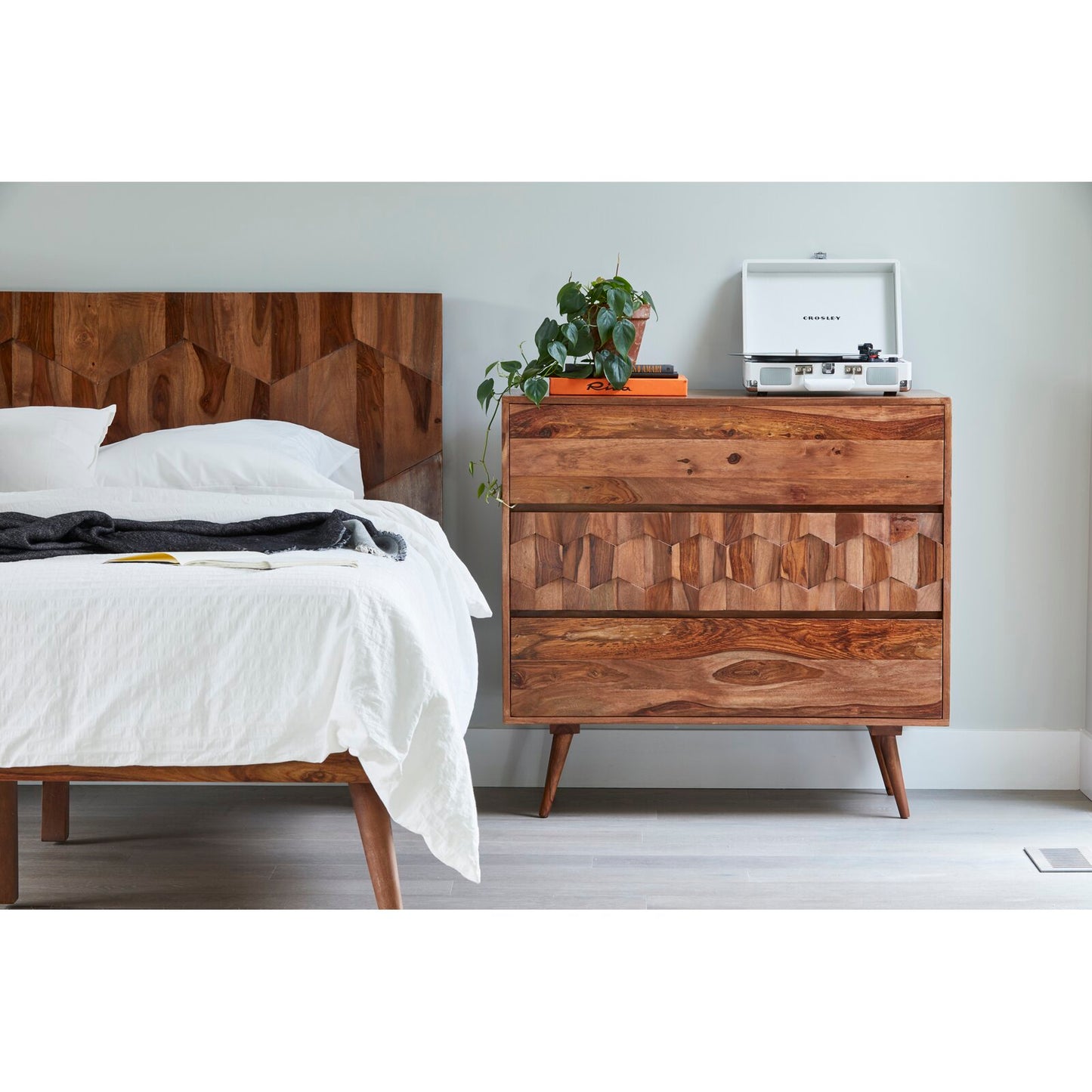 Mongoose Bed - Ramgarh Crafts