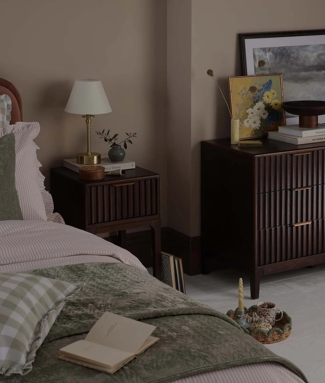 Ravon Chest of Drawers