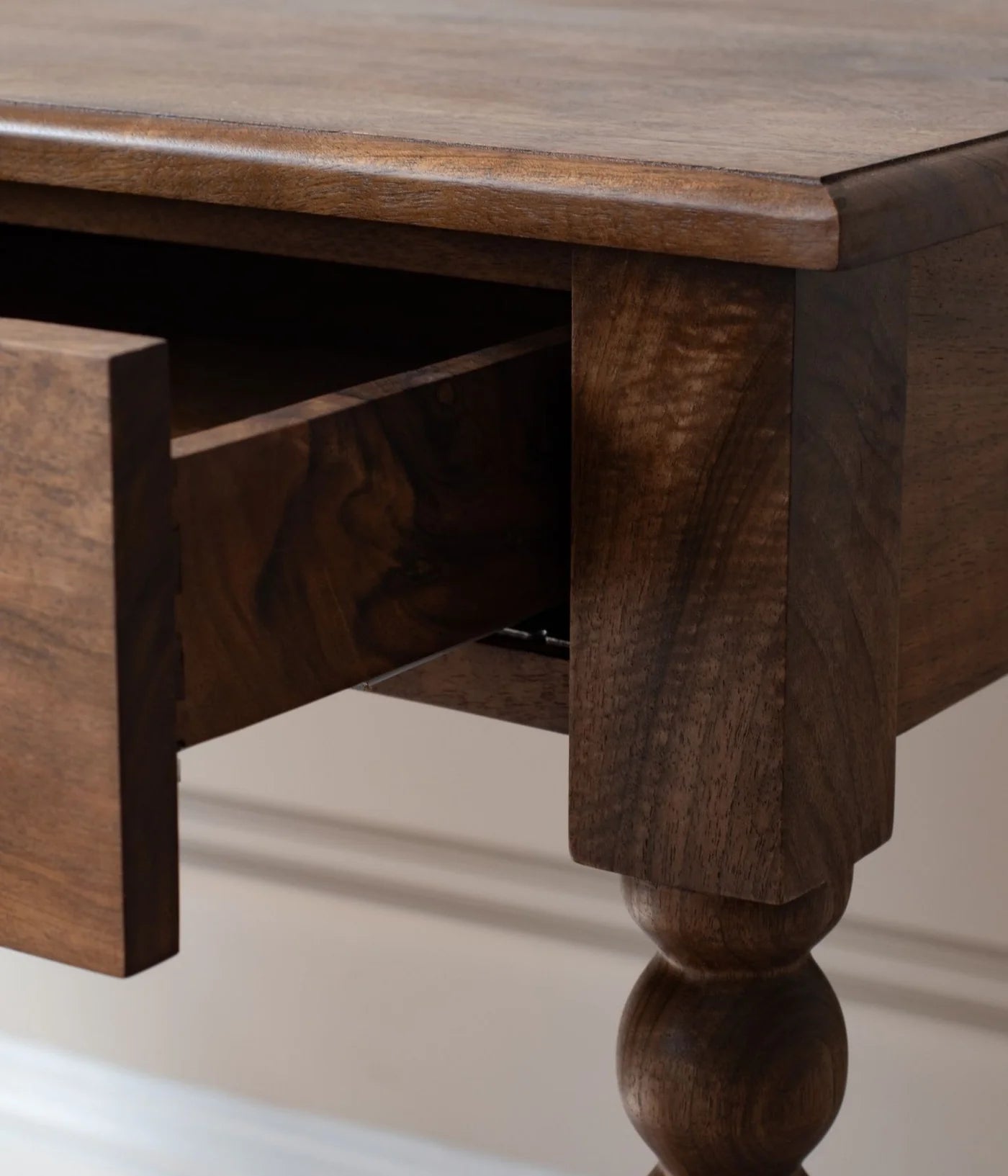 Soren Study Table
