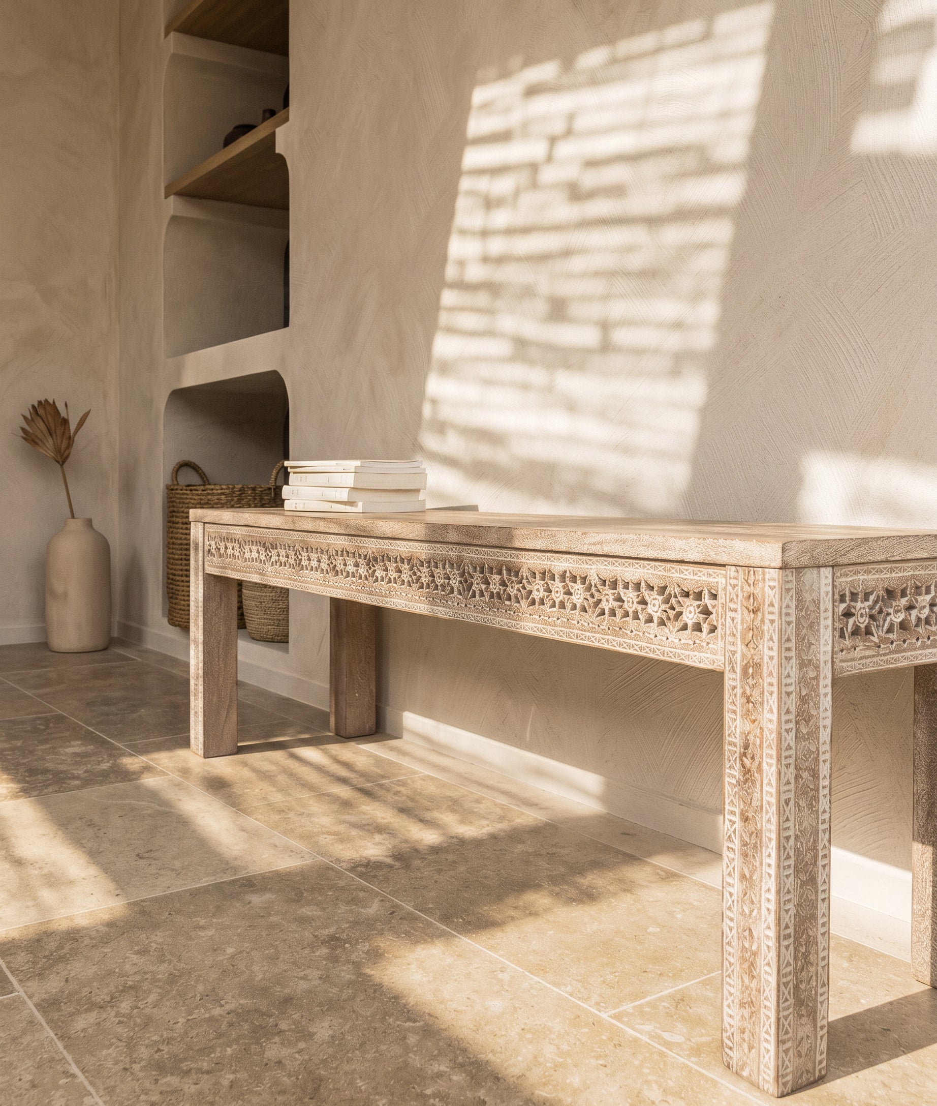 Eraya Bench