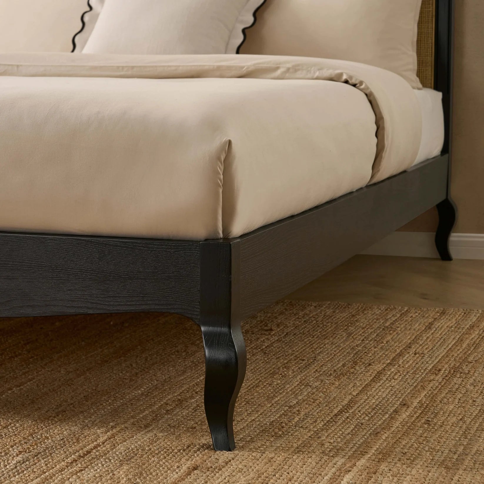 Bromley Bed