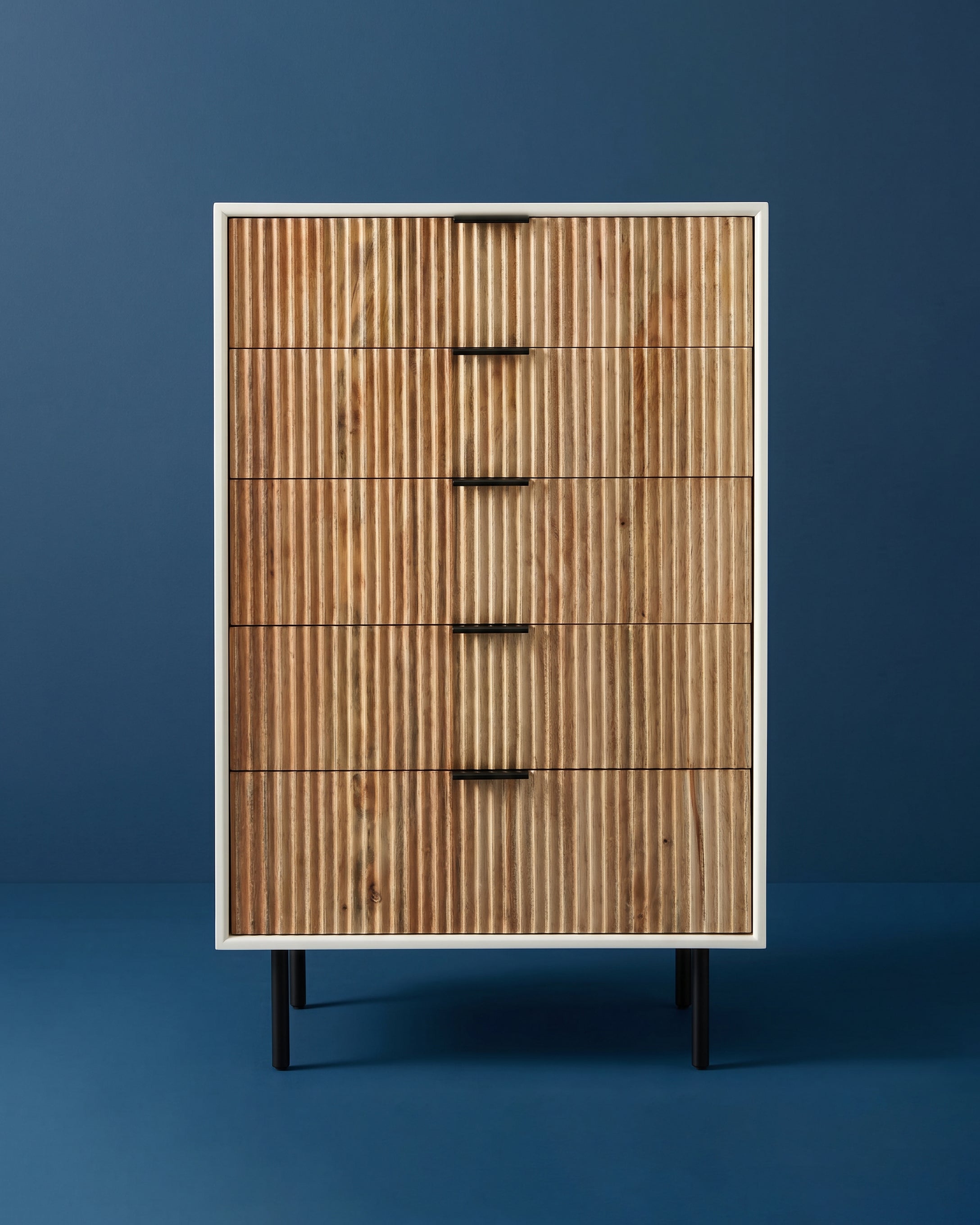 Elsen Chest of Drawers