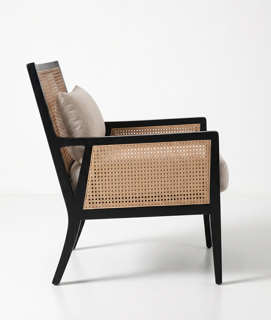 Dzire Arm Chair