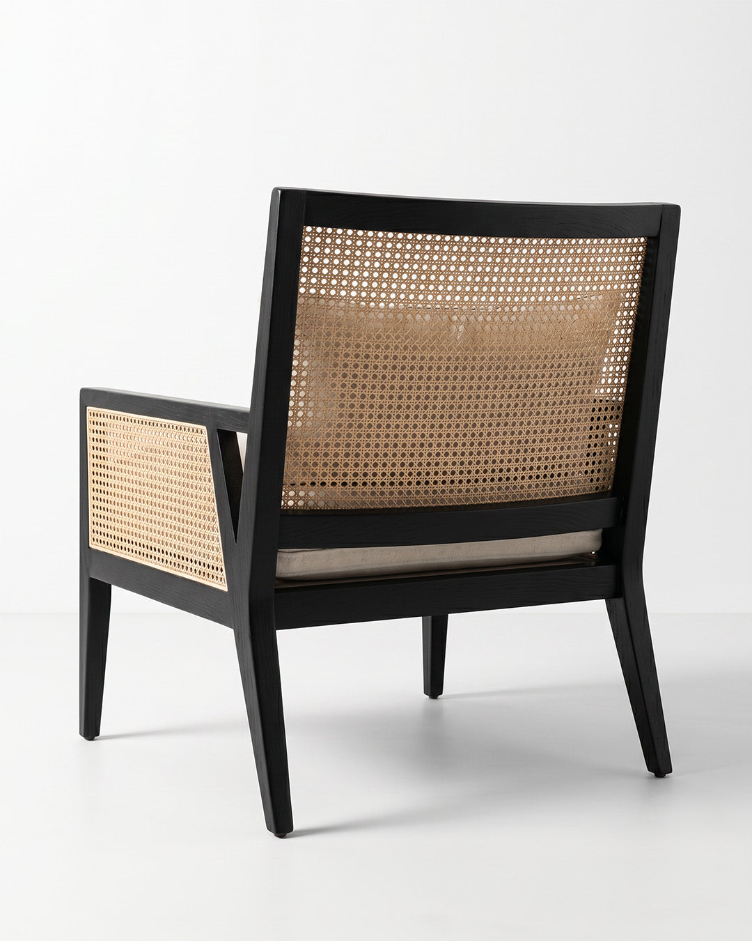 Dzire Arm Chair