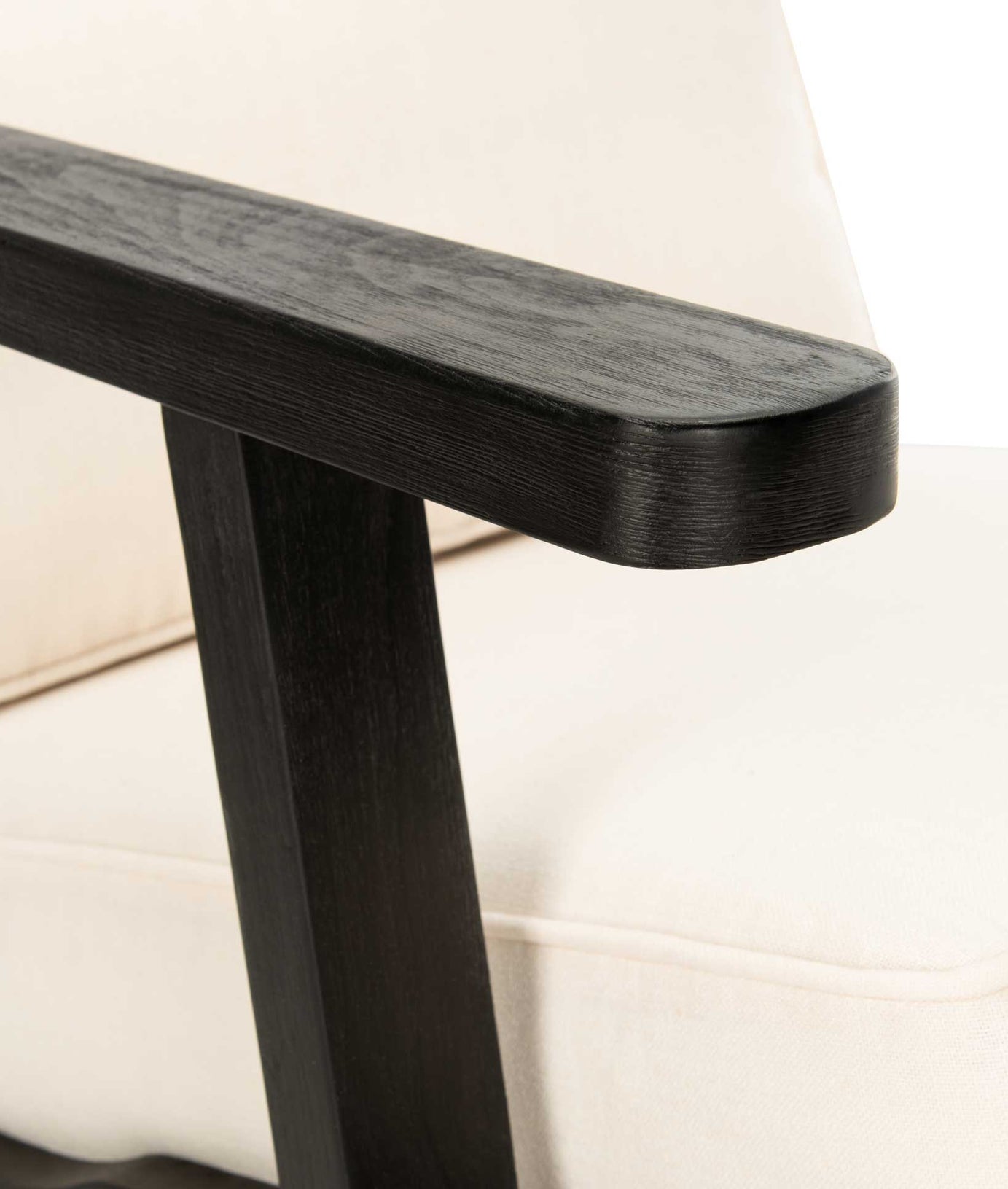 Manto Lounge Chair