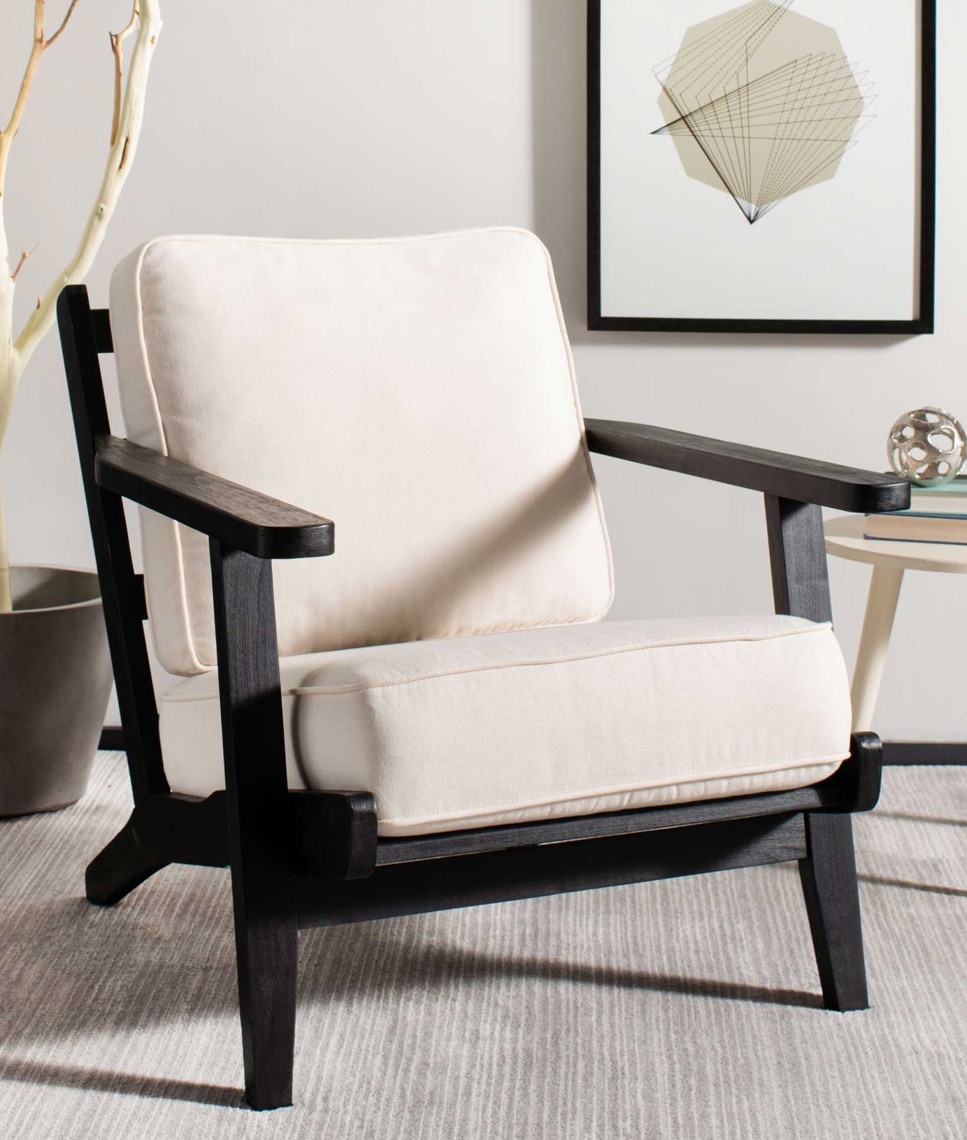 Manto Lounge Chair