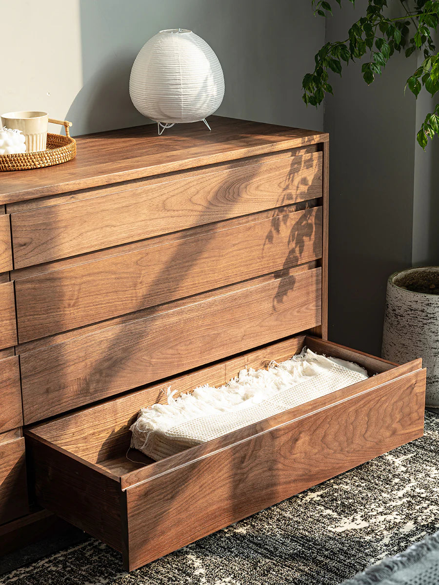 Flynn Chest Of Drawers