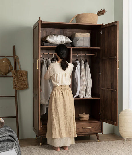 Harlowe Wardrobe