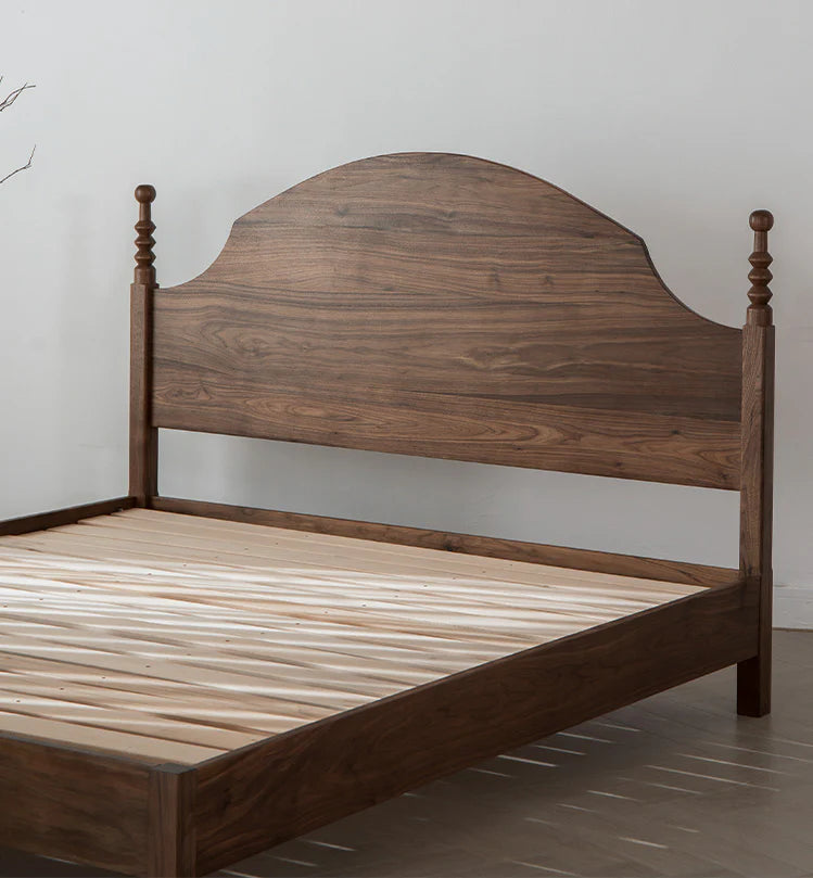 Zuri Bed