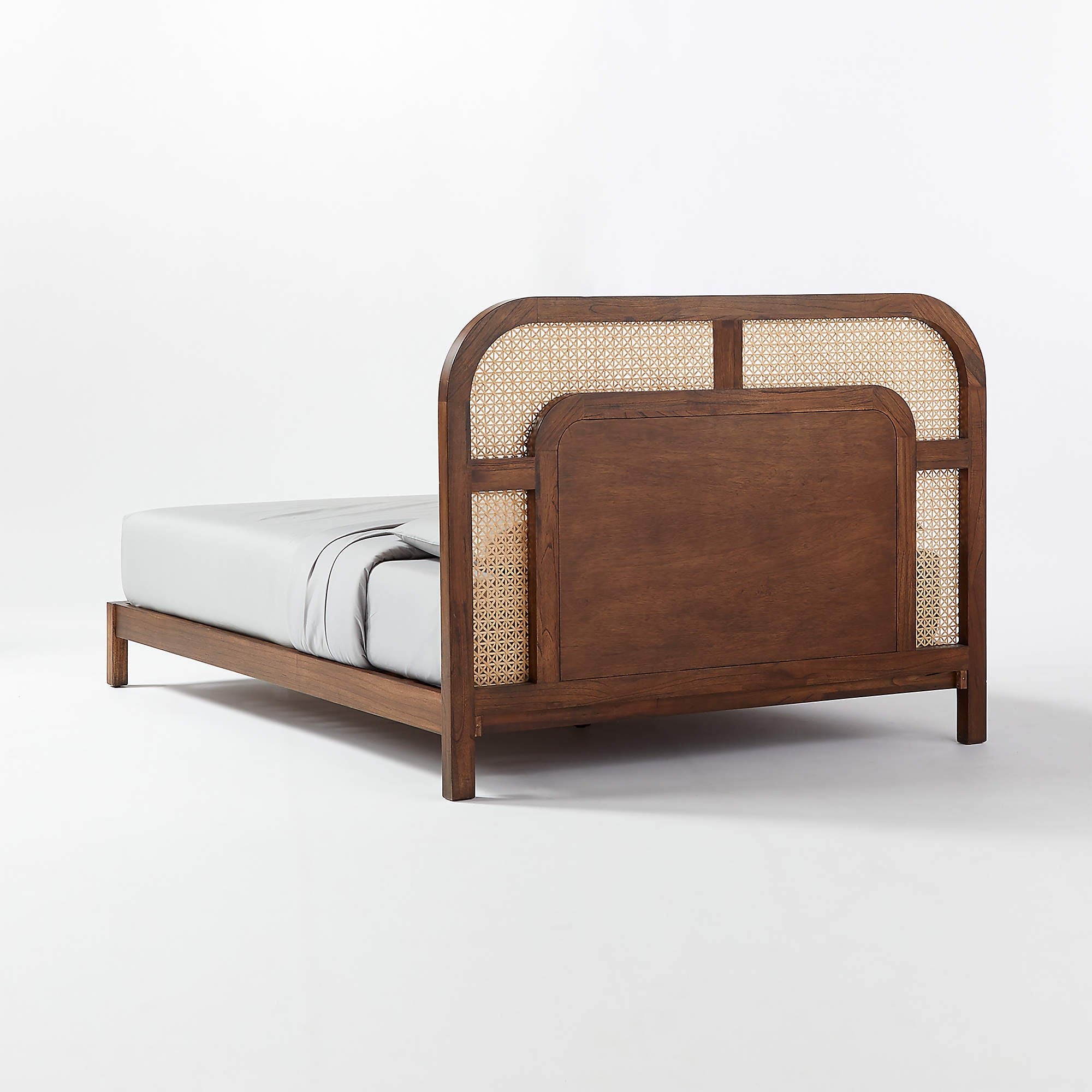 Norway Bed - Ramgarh Crafts