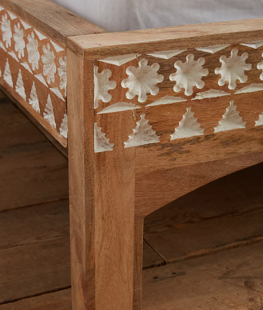 Brawl Bed - Ramgarh Crafts