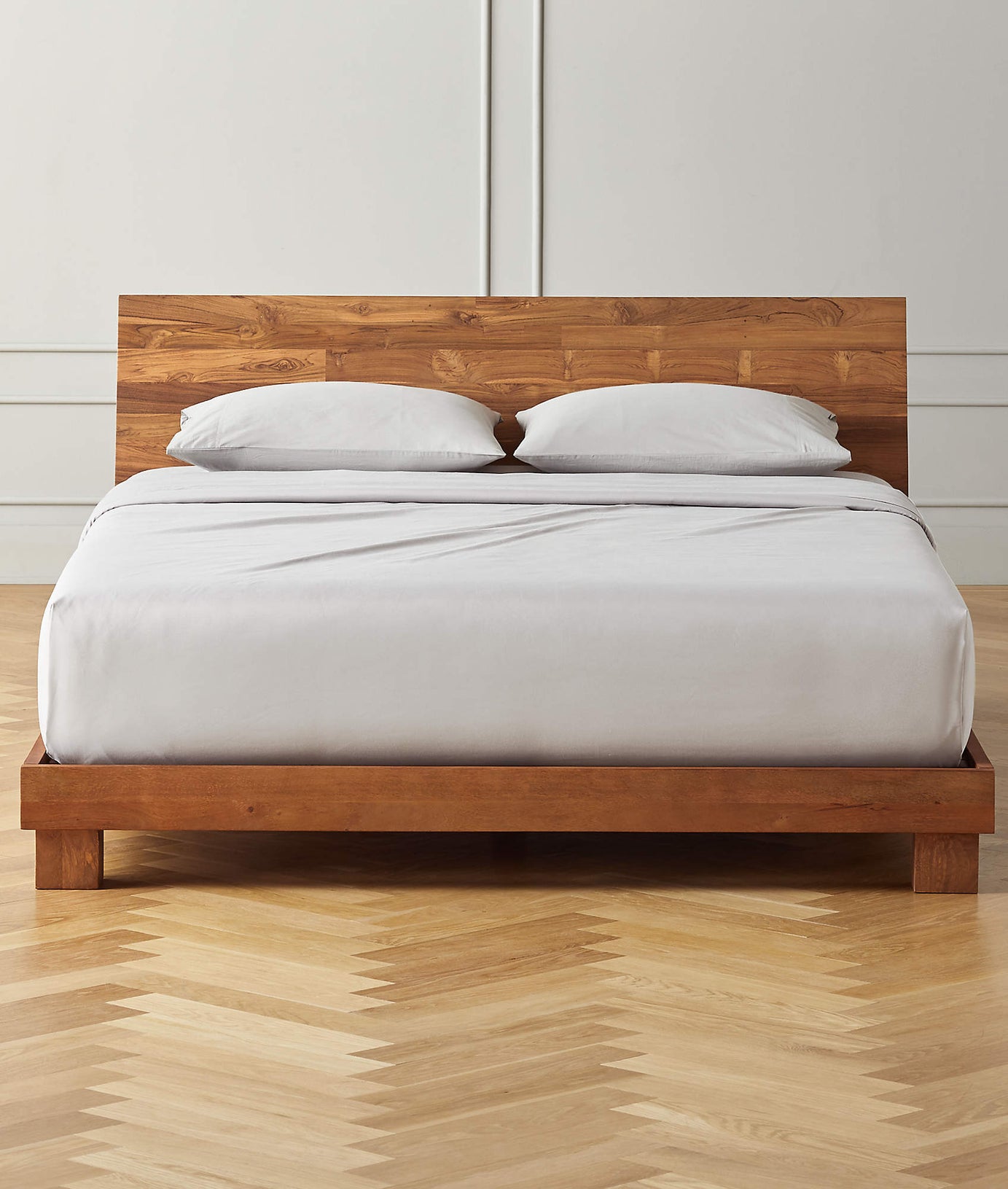 Budmore Bed - Ramgarh Crafts