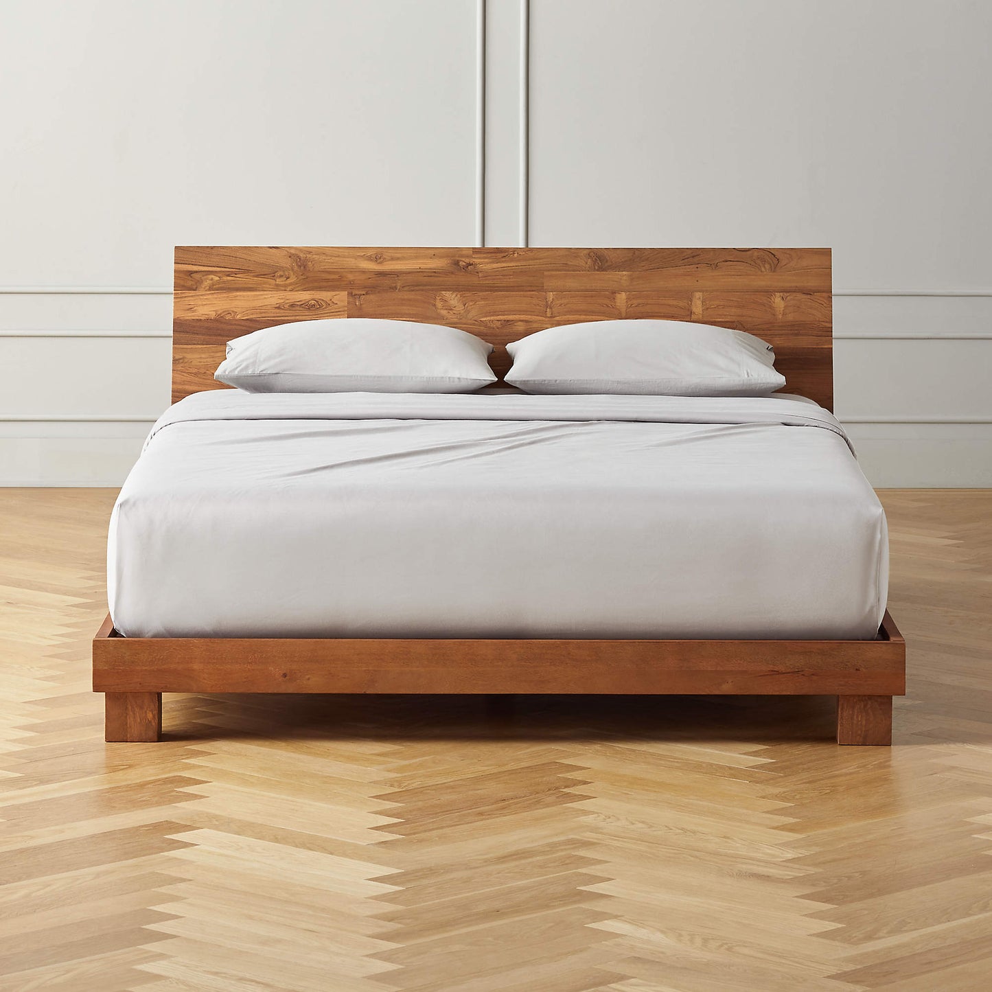 Budmore Bed - Ramgarh Crafts