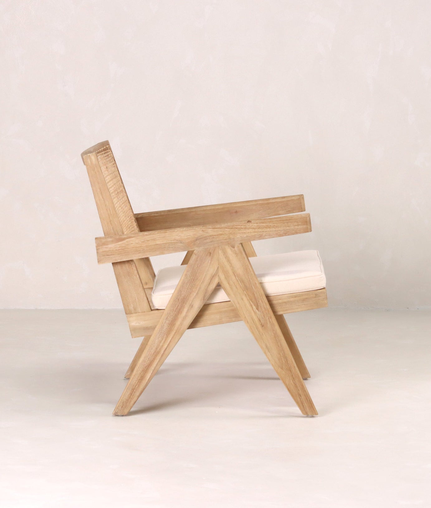 Coco Arm Chair - Ramgarh Crafts