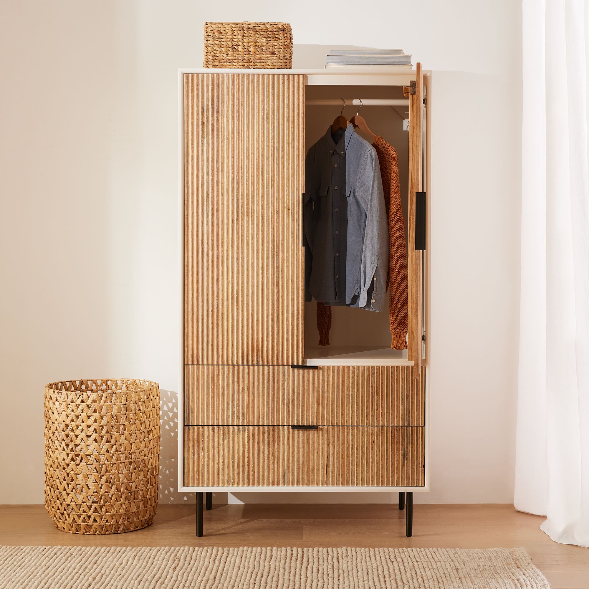 Daria Wardrobe - Ramgarh Crafts