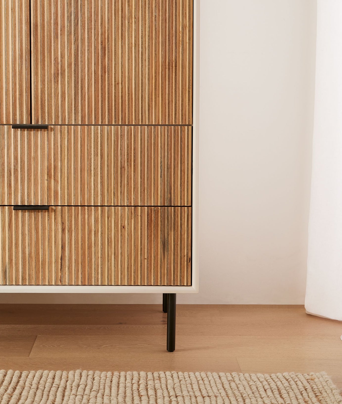 Daria Wardrobe - Ramgarh Crafts