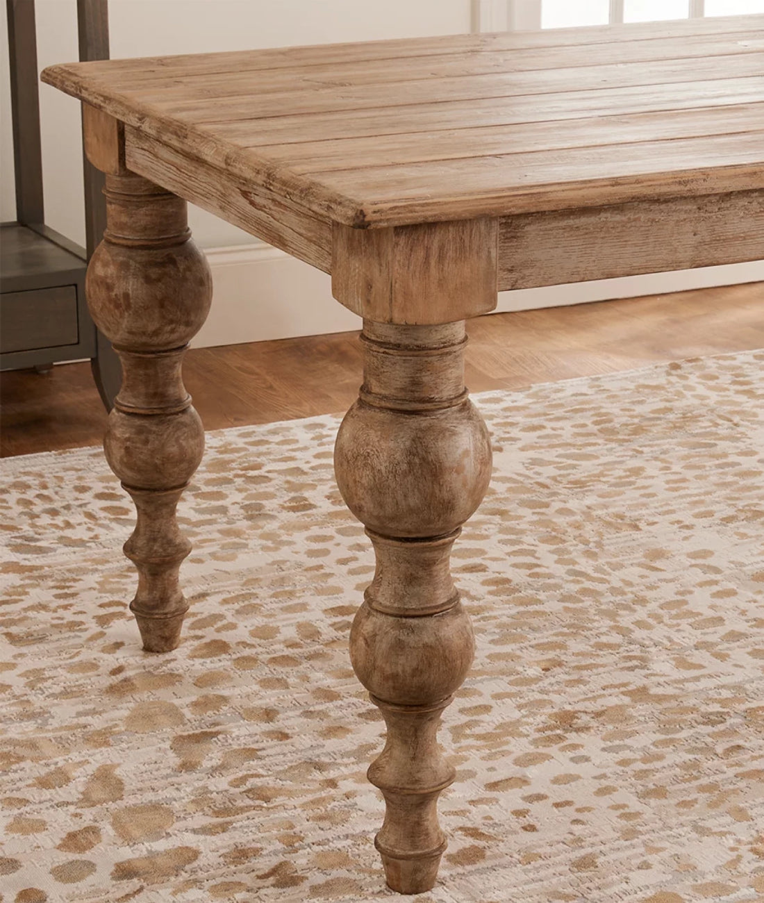 Throne Dining Table - Ramgarh Crafts