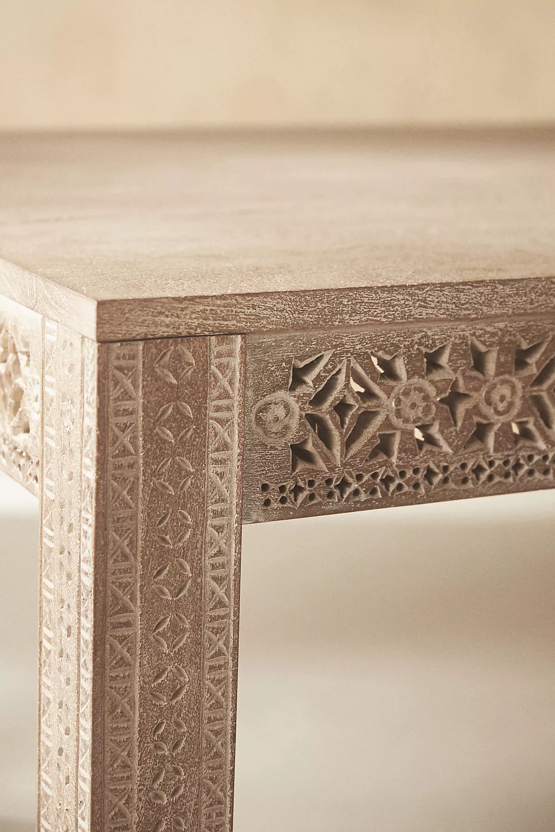 Elsa Dining Table - Ramgarh Crafts