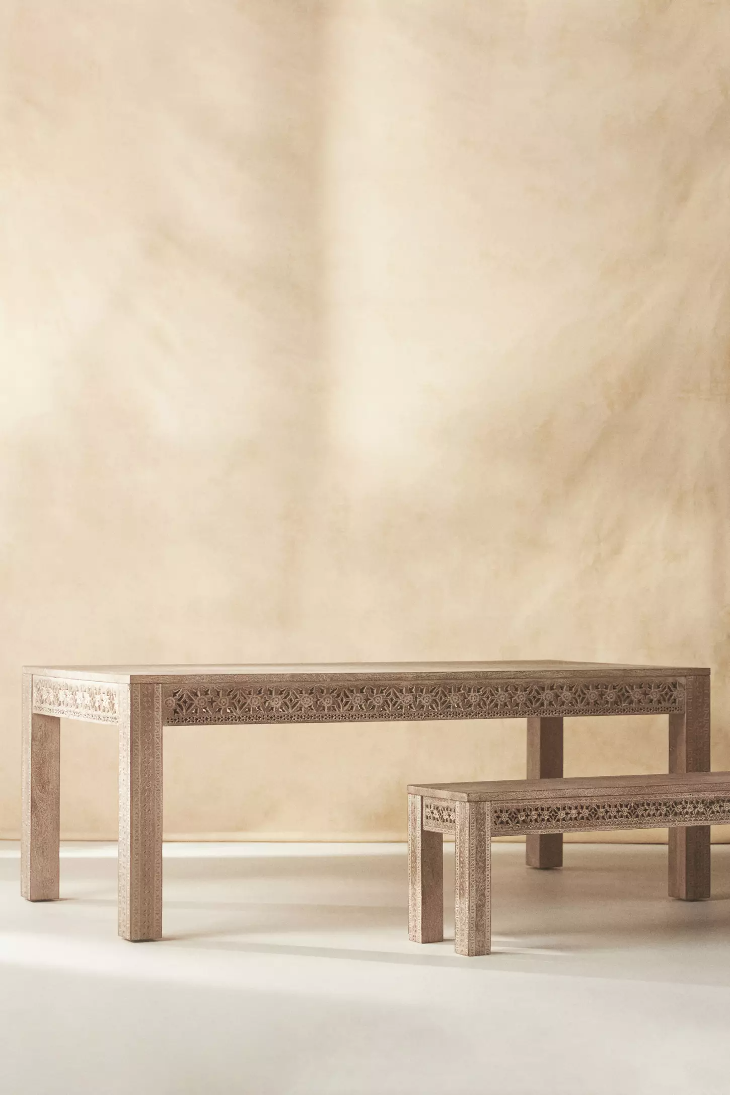 Elsa Dining Table - Ramgarh Crafts