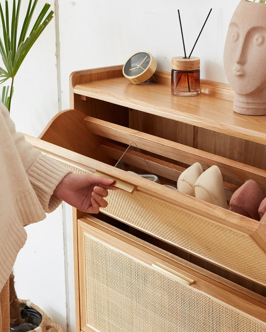 Grapple Shoe Cabinet - Ramgarh Crafts