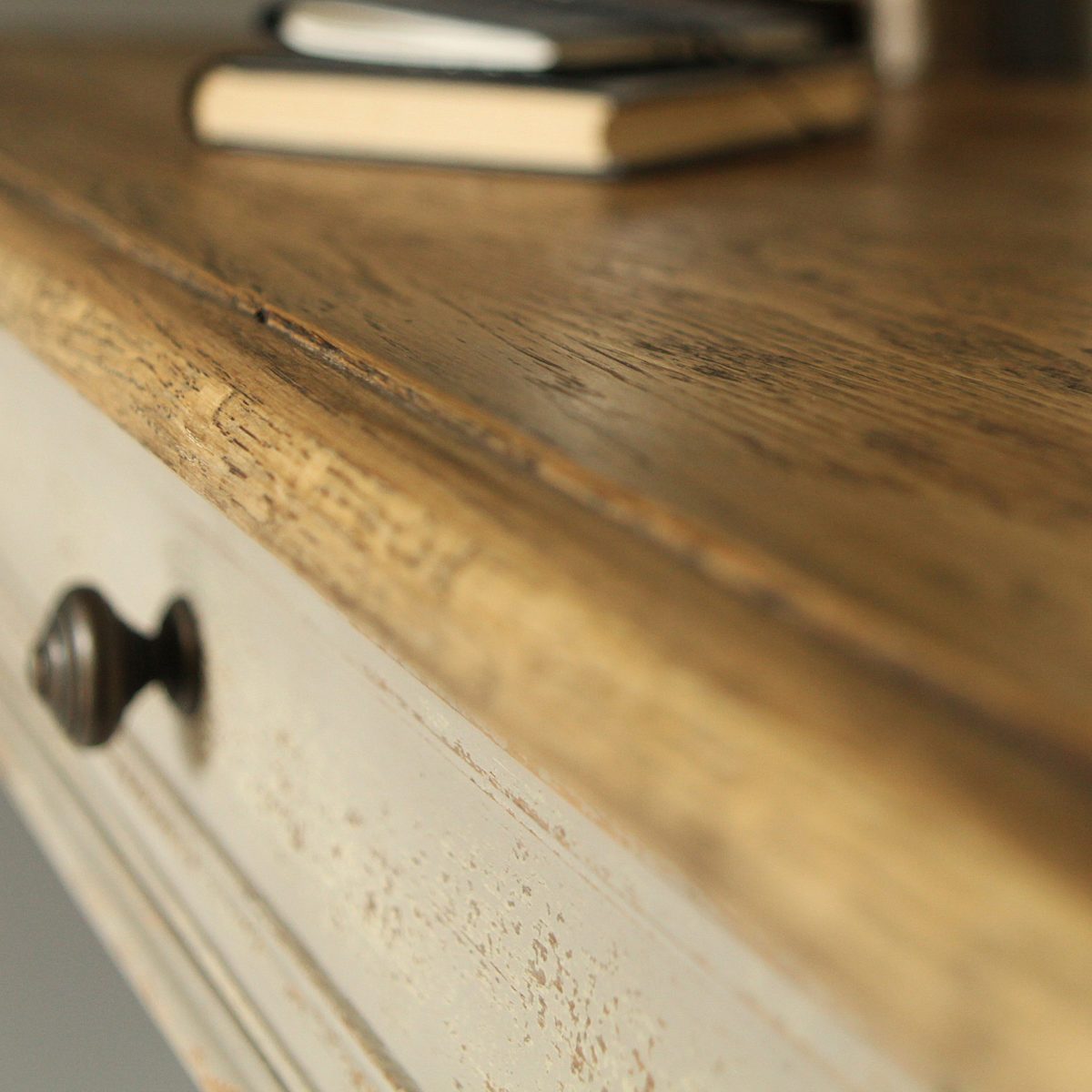 Victoria Console - Ramgarh Crafts